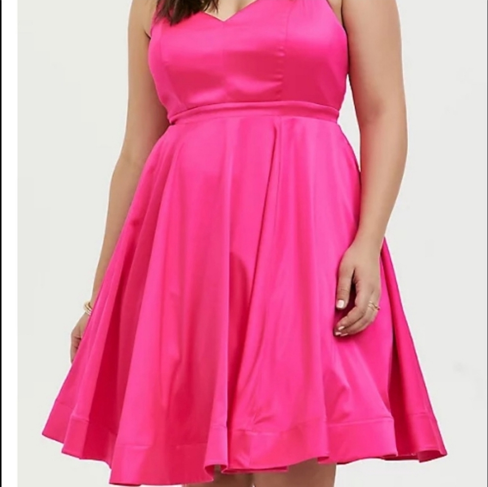 Torrid Hot Pink skater dress never worn with tags size 24